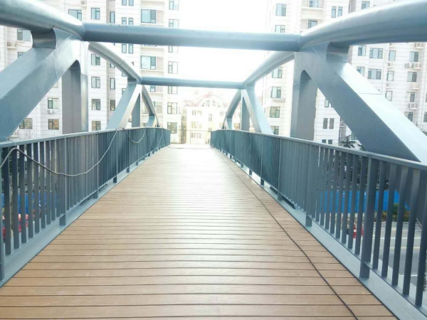 平度天桥通道木塑地板